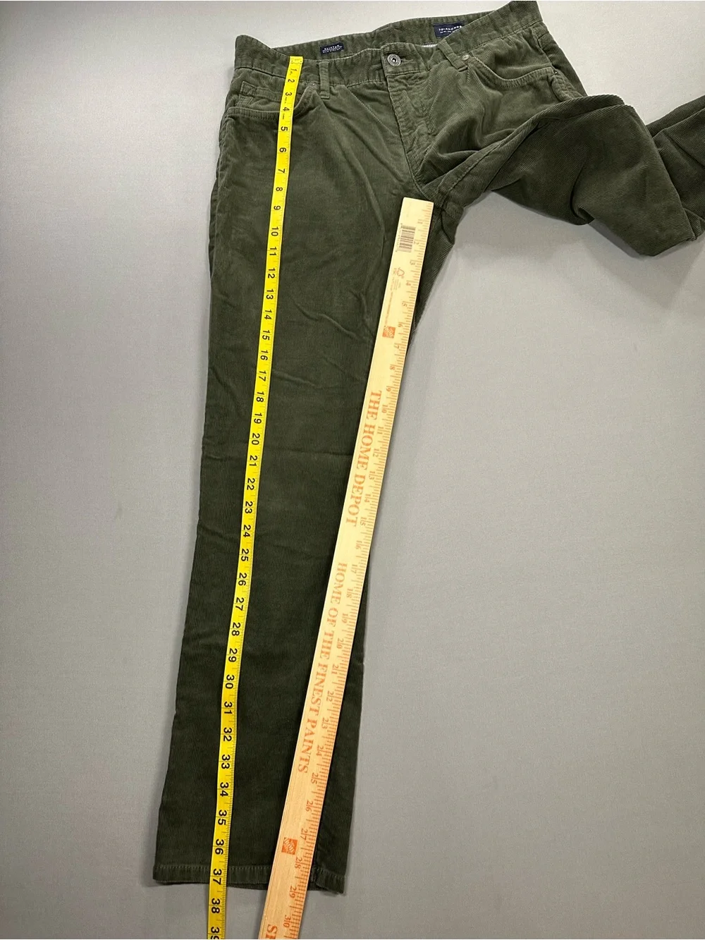 7 Diamonds Clifton Slim Straight, Olive Green Corduroy - Mens 30x30